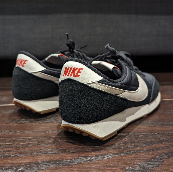 Nike Daybreak Sneakers - Picture 2 of 8